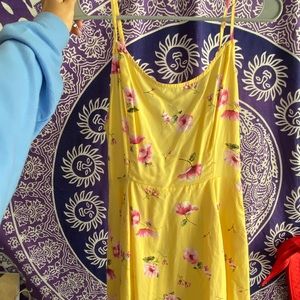 (SOLD)
 Floral Dress Forever 21